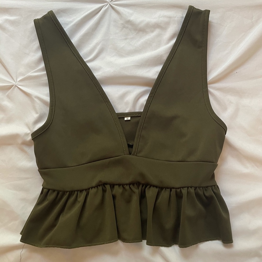 Hunter green crop top
